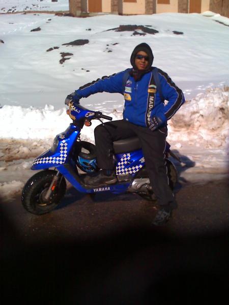 maintenent je suis seule avec ma moto c beau �a roule ..............